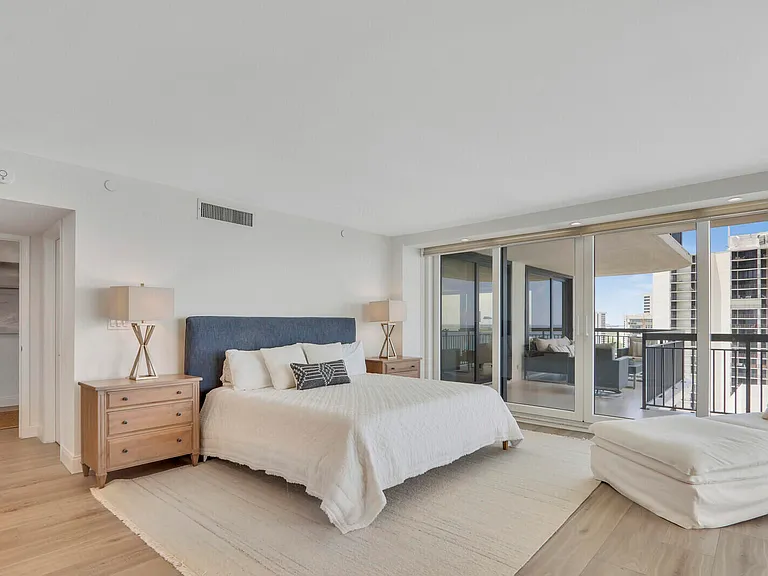 5380 N Ocean Dr #18J — Photo 36