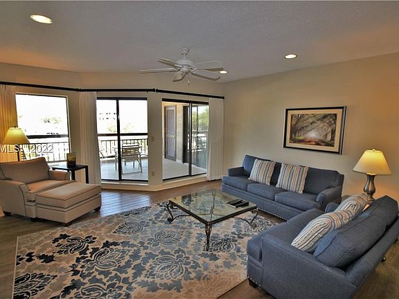 5th image of 9 Harbourside Ln #7319D