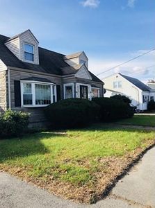 102 Lynnfield St, Peabody, MA, 01960