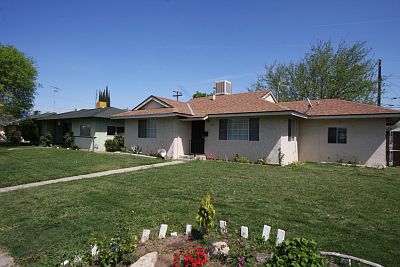 1st image of 3996 N Hughes Ave