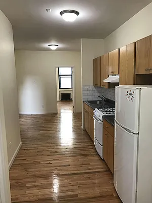 Rented by Salon Realty Corp | media 20