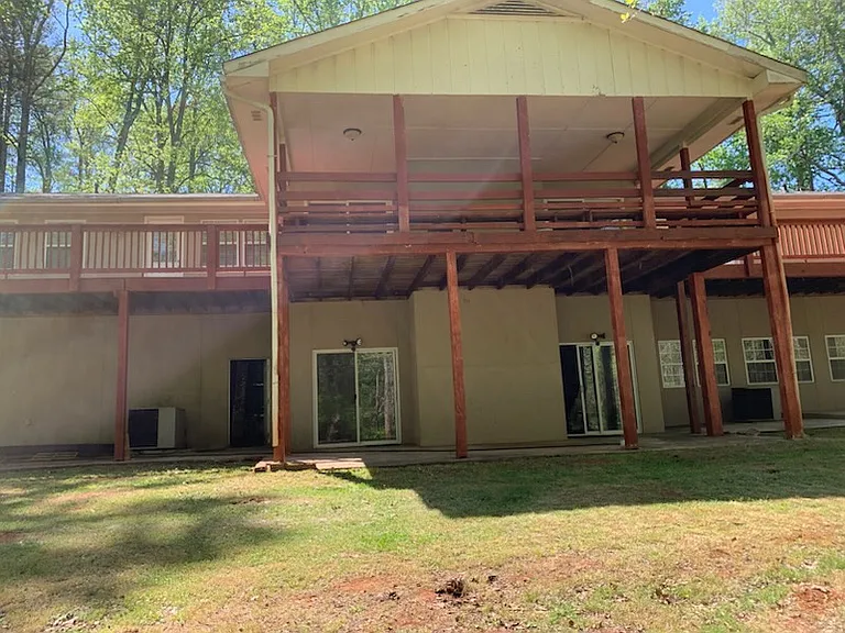 1615 Oklahoma Dr — Photo 7