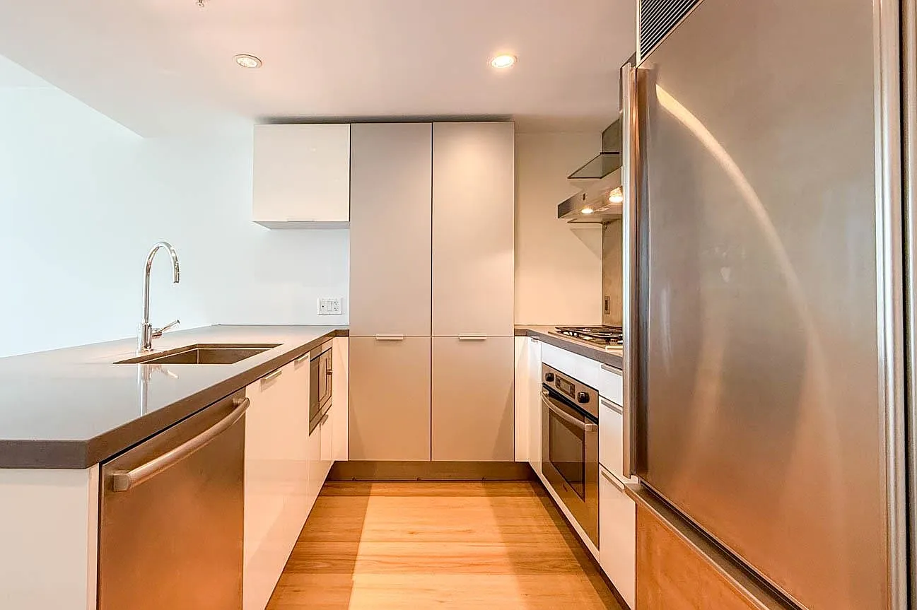 1 bed, 632 sqft, $2,850 — Photo 2