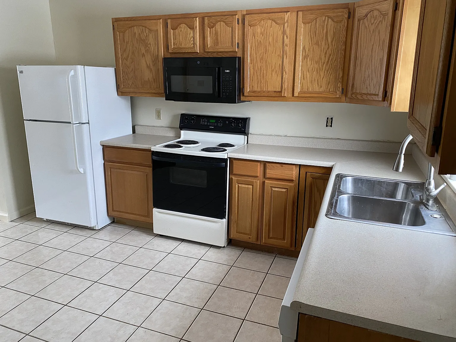 2789 Cattail Rd - Unit 10 — Photo 1