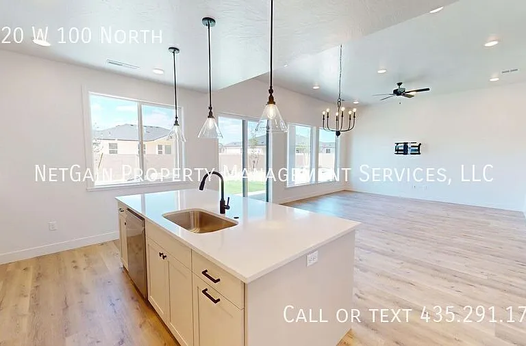 4420 W 100 N — Photo 8