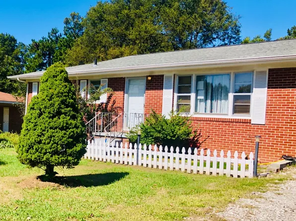 112 High Point Ave, Muscle Shoals, AL 35661
