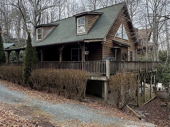 2nd image of 128 Hillcrest Road