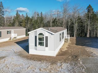 11 Goose Neck Rd, Hancock, ME 04640