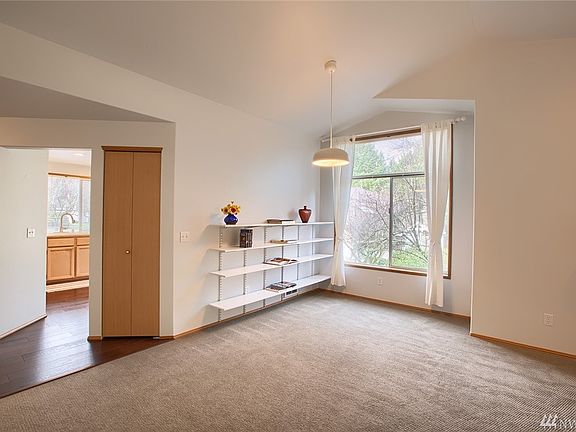 4th image of 3635 256th Ave SE #66