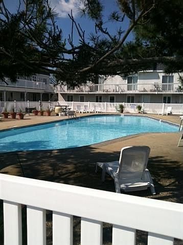 1st image of 300 Landis Ave APT 2