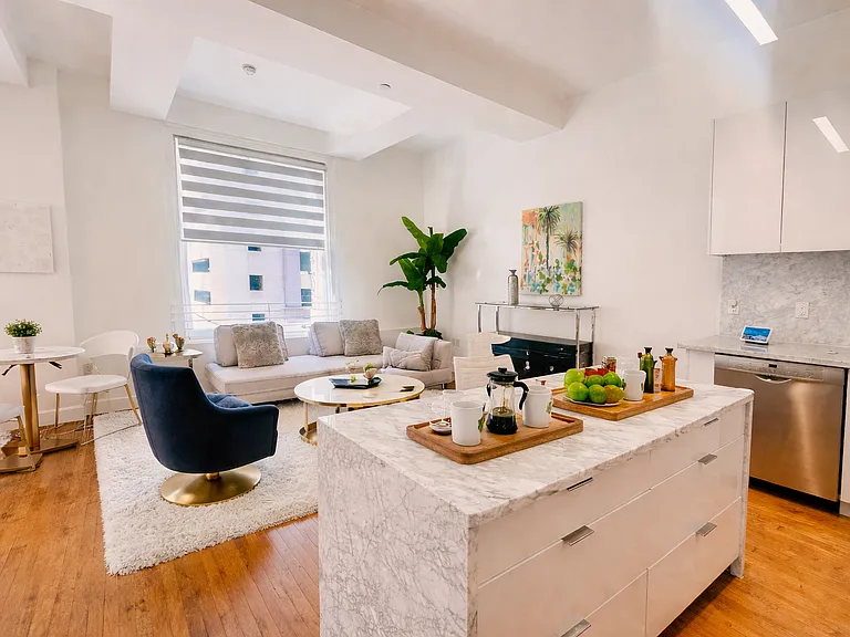 HWH Luxury Living — Photo 68