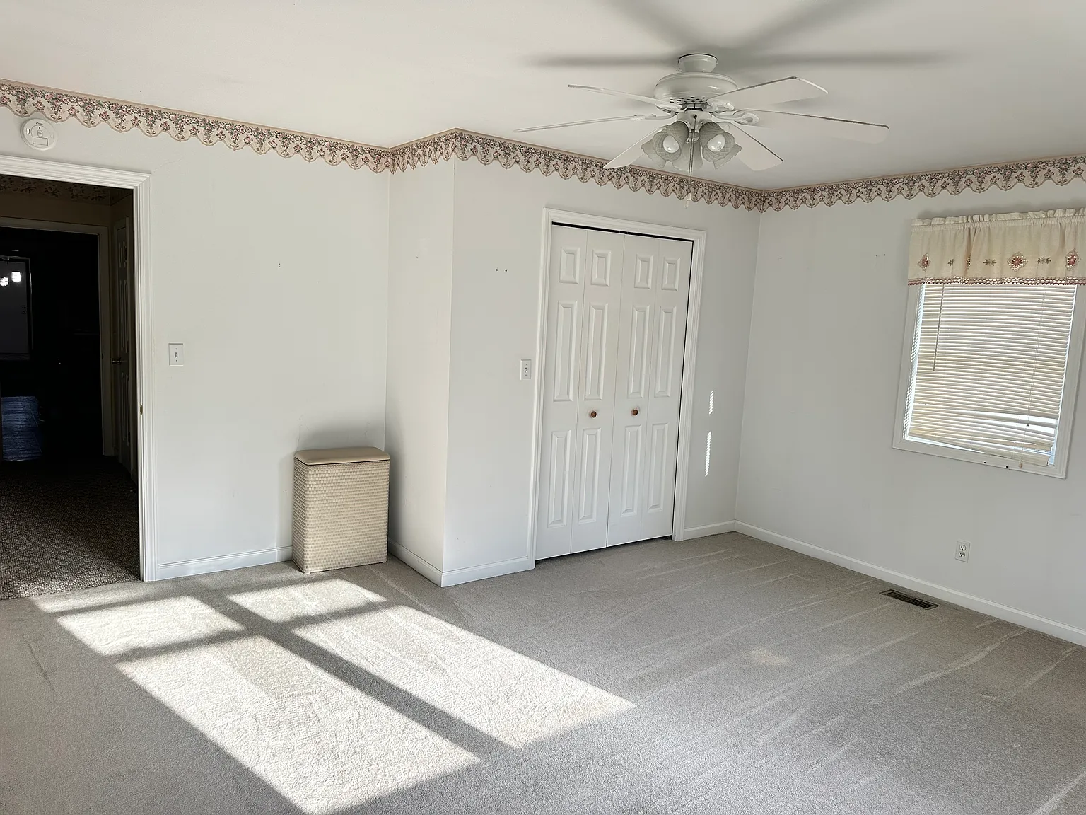 615 N Memorial St — Photo 2