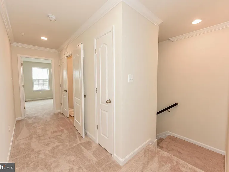 7443 Saint Margarets Blvd — Photo 13