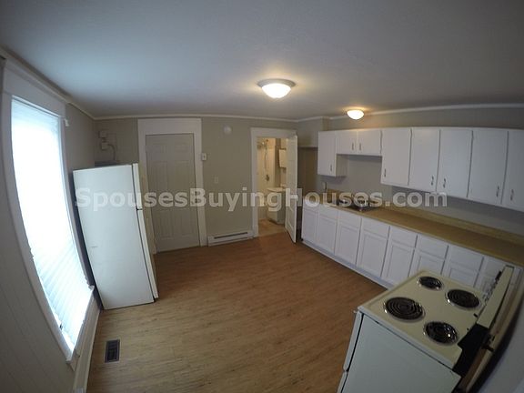 3rd image of 1442-1444 S Richland St #1444B