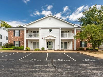 3417 Country Stone Manor Dr APT D, Valley Park, MO, 63088