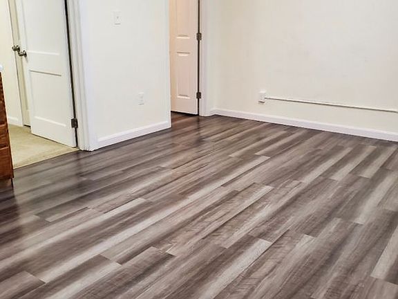 2nd image of 15 Dairy Rd #11