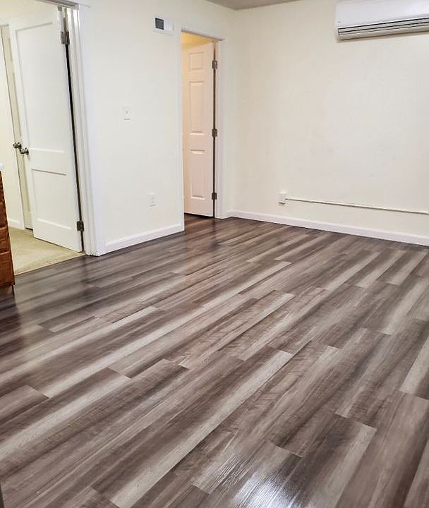 2nd image of 15 Dairy Rd #11