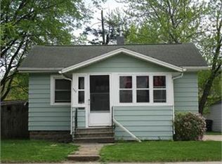 733 Dawson St, Waterloo, IA 50703