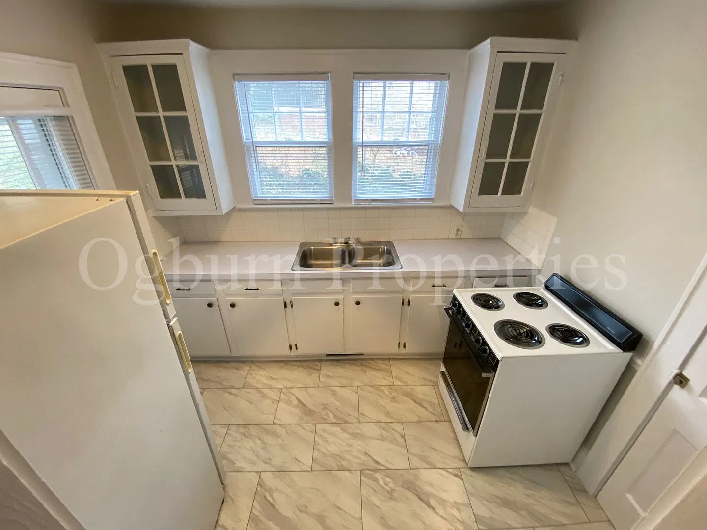 1 bed, 1.0 bath, $895 — Photo 4