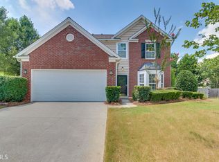 2490 Kirkstone Dr, Buford, GA 30519