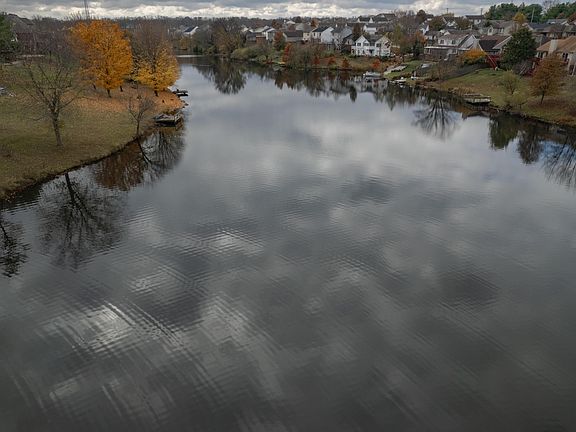 3rd image of 107 Mallard Dr