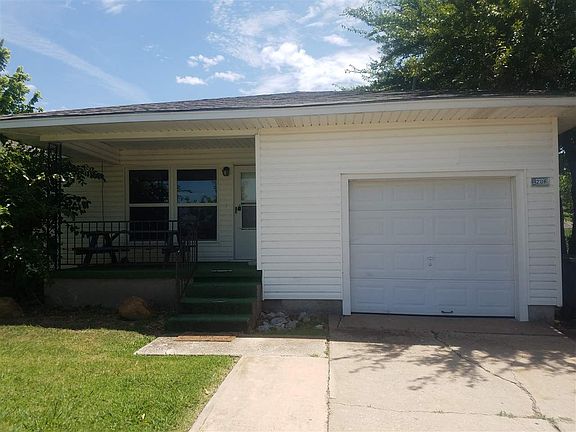 4th image of 2206 NW Ozmun Ave