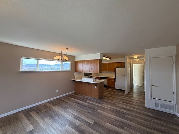 4th image of 104 Palmer Ct Unit D