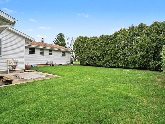 5th image of 713 Wilshire Dr