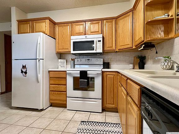 4th image of 660 Briarstone Dr APT 3