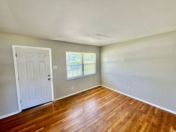 2nd image of 6005 Shillington Ln