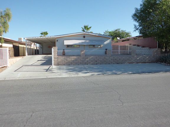 3rd image of 895 Roadrunner Dr