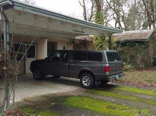 215 Renault Ave, Medford, OR 97501