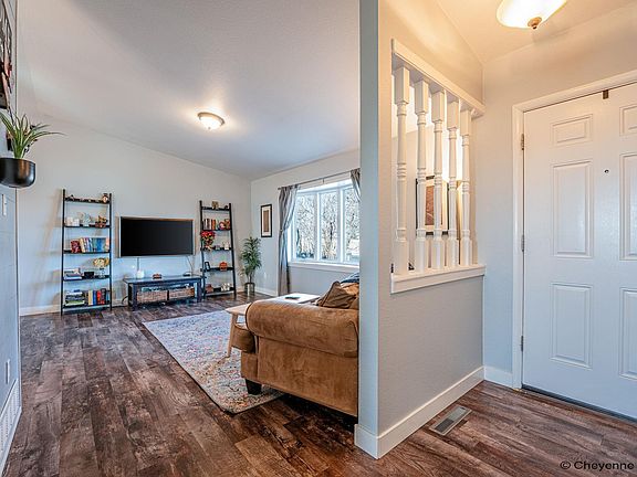 5th image of 2117 Briarwood Ln