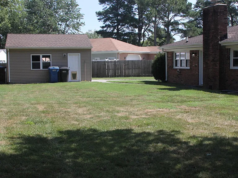 2349 Custom Cir — Photo 36