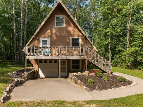 11662 13th St, Stanwood, MI 49346