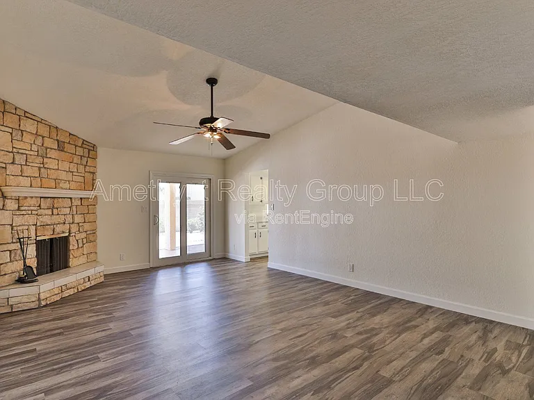 4419 W Shaw Butte Dr — Photo 7