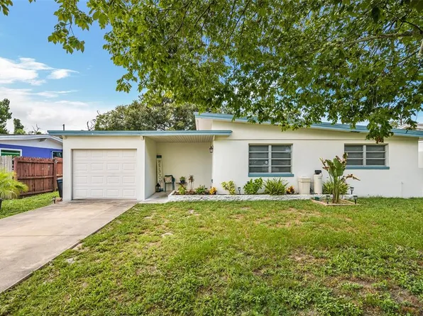 10594 104th Ave, Largo, FL 33773