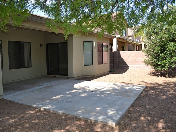 Covered and open patio areas
