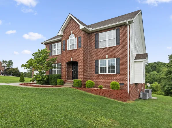 160 Lena Loop, Burns, TN 37029