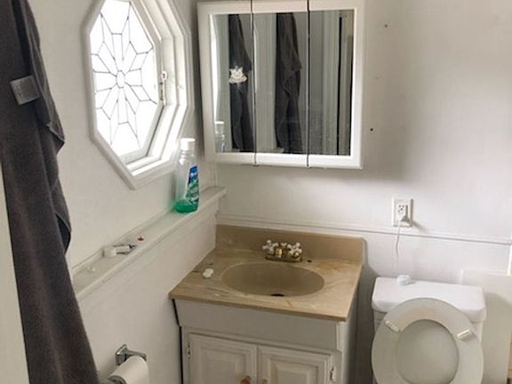 3rd image of 5235 17th Ave NE #7
