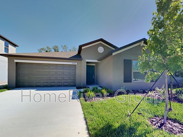 10326 Scarlett Skimmer Dr