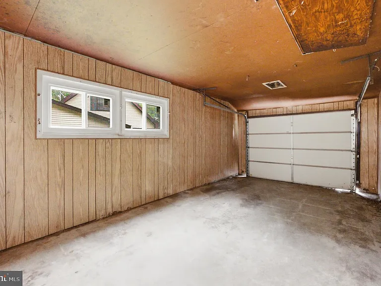 27 Parkside Cir — Photo 24