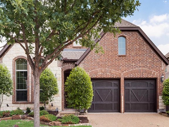 4th image of 8208 Oakwood Dr