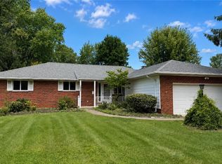 2021 Edenhall Dr, Lyndhurst, OH 44124