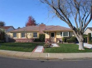 2160 Trousdale Dr, Burlingame, CA 94010
