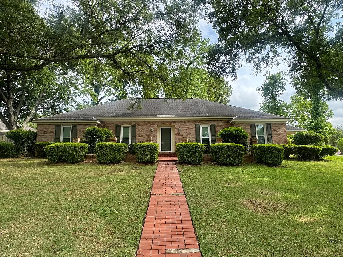 Building Photo - 4600 Fox Den Ln