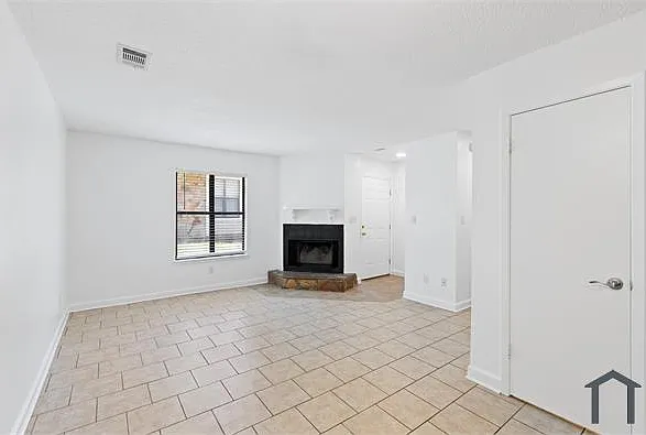 6346 W Fairfield Dr #A — Photo 7