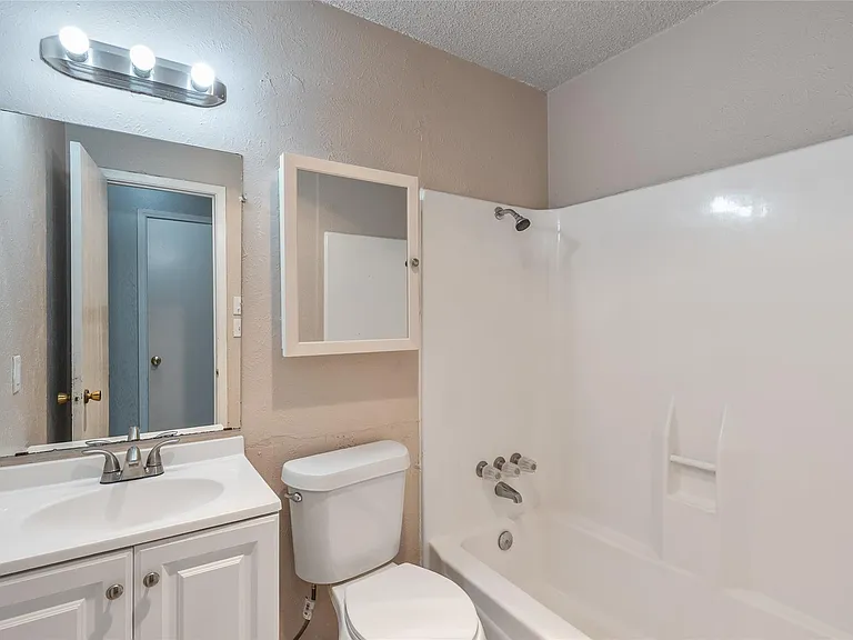 1111 W Rundberg Ln — Photo 6