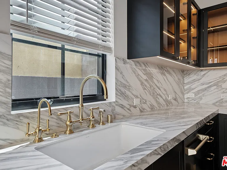 652 Huntley Dr #103 — Photo 6