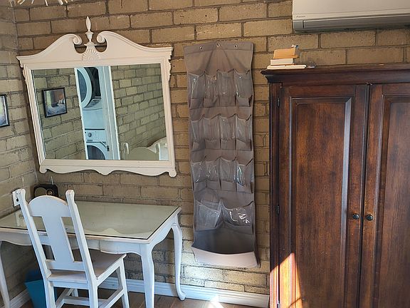 4th image of 13510 1/2 Erwin St #1/2